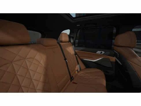 Used 2026 BMW X5 sDrive40i w/ M Sport Package RWD image 12