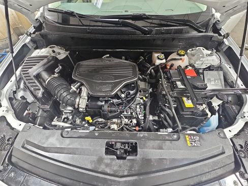Used 2024 Cadillac XT6 Premium Luxury AWD/4WD image 37