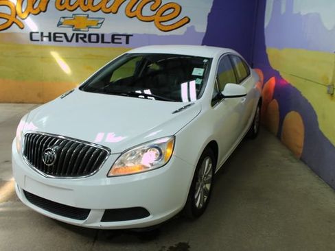 Used 2017 Buick Verano FWD image 7