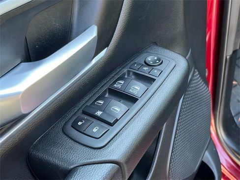 Certified 2022 RAM 1500 Big Horn image 17