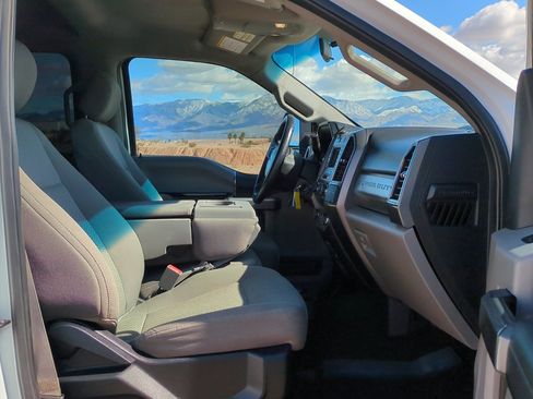 Used 2019 Ford F250 XLT image 28