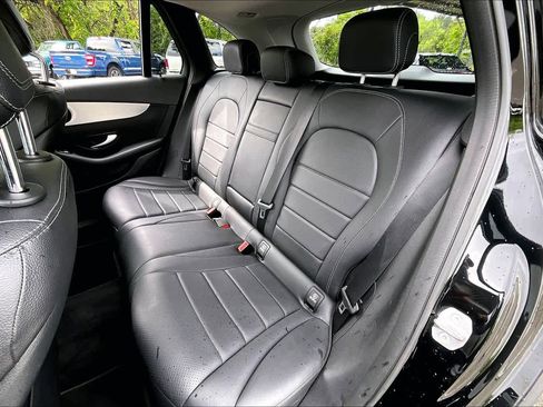 Used 2019 Mercedes-Benz GLC 300 image 20