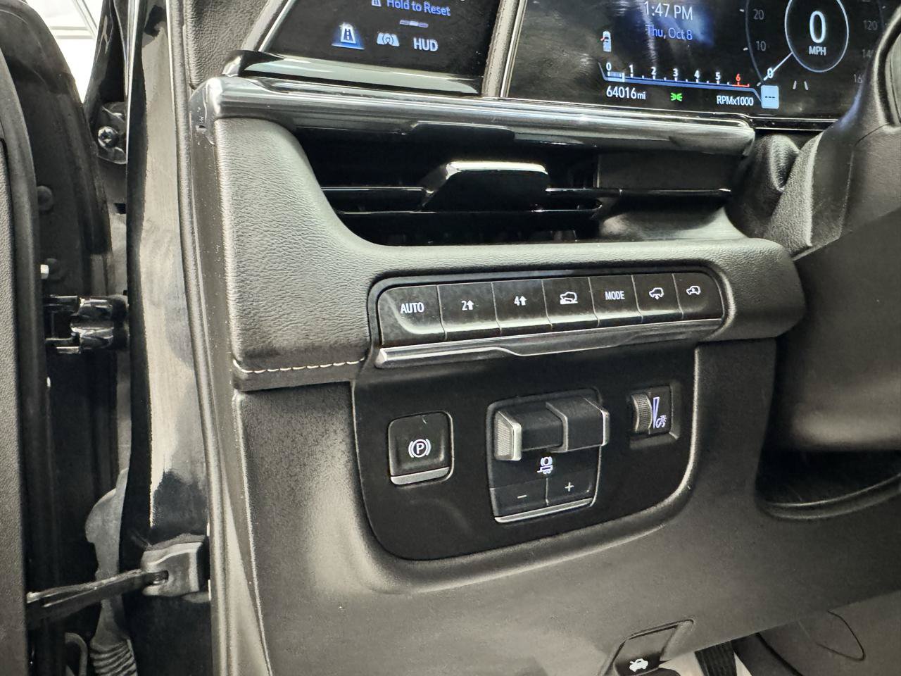 Used 2023 Cadillac Escalade Sport w/ Touring Package AWD/4WD image 12