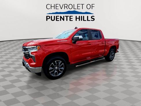 Used 2023 Chevrolet Silverado 1500 LT AWD/4WD image 4