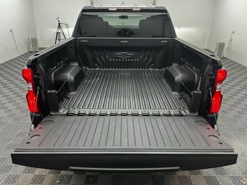 Used 2022 Chevrolet Silverado 1500 LT image 13