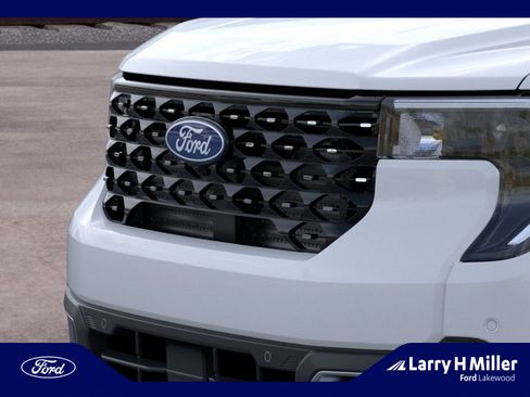 New 2026 Ford Maverick Lariat w/ 4K Tow Package AWD/4WD image 18