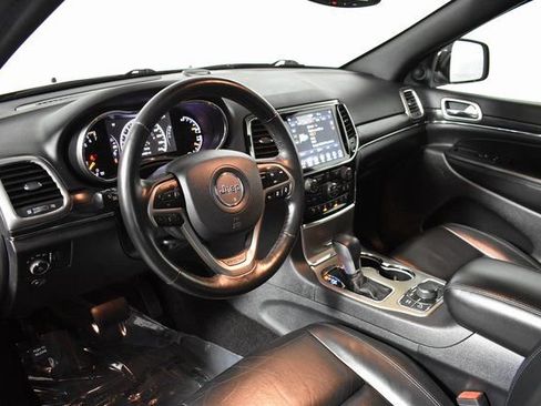 Used 2019 Jeep Grand Cherokee Limited image 13