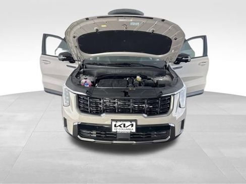 Certified 2025 Kia Sorento SX Prestige AWD/4WD image 13