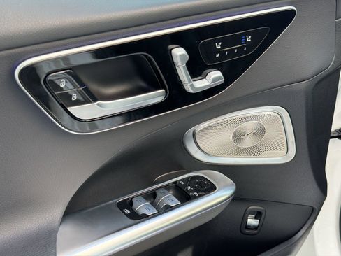 Certified 2026 Mercedes-Benz C 300 4MATIC Sedan image 27