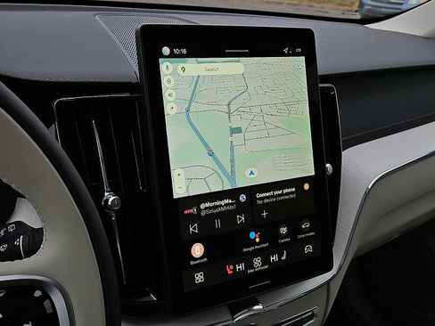 New 2026 Volvo XC60 B5 Ultra w/ Protection Package Premier image 15