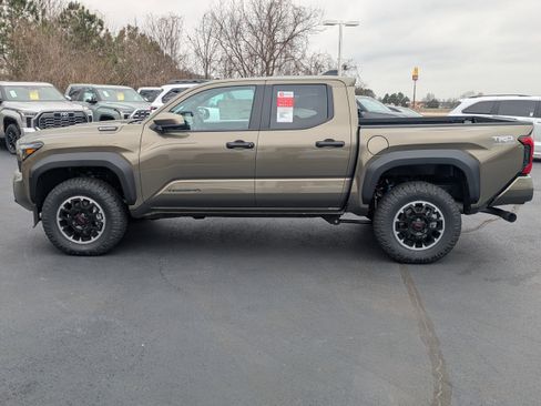 New 2026 Toyota Tacoma TRD Off-Road AWD/4WD image 7