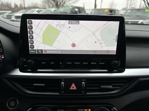 Used 2023 Kia Forte GT-Line w/ GT-Line Premium Package image 19