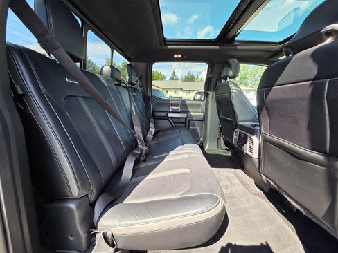 Used 2017 Ford F150 Platinum w/ Technology Package AWD/4WD image 29