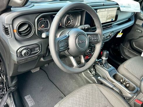 New 2026 Jeep Gladiator Mojave image 6