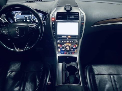 Used 2019 Lincoln MKZ Reserve w/ Luxury Package FWD image 23