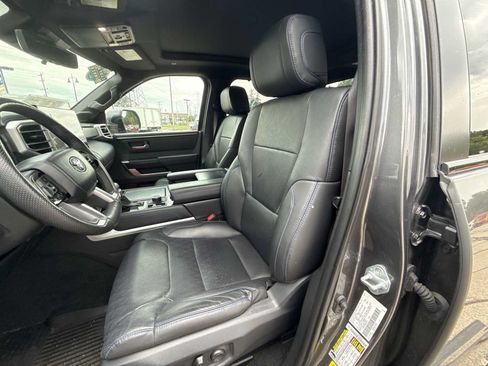 Used 2024 Toyota Tundra Platinum AWD/4WD image 19