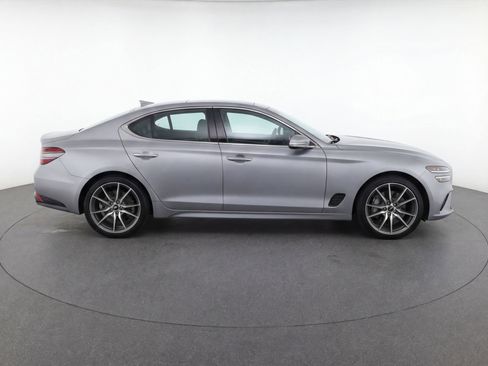 Used 2025 Genesis G70 2.5T AWD/4WD image 11