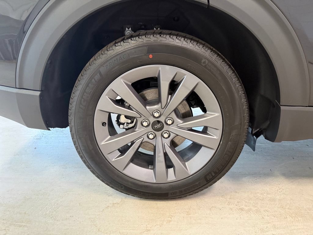 New 2026 Ford Explorer Active w/ Active Comfort Package AWD/4WD image 39