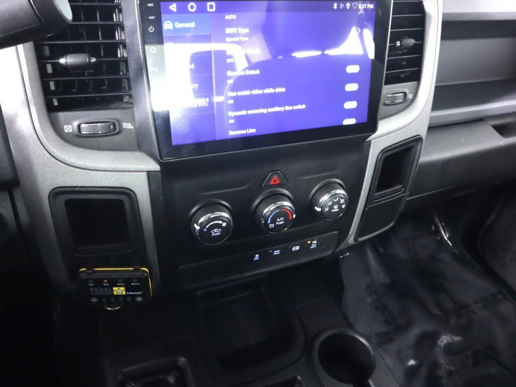 Used 2017 RAM 2500 Tradesman w/ Chrome Appearance Group AWD/4WD image 13