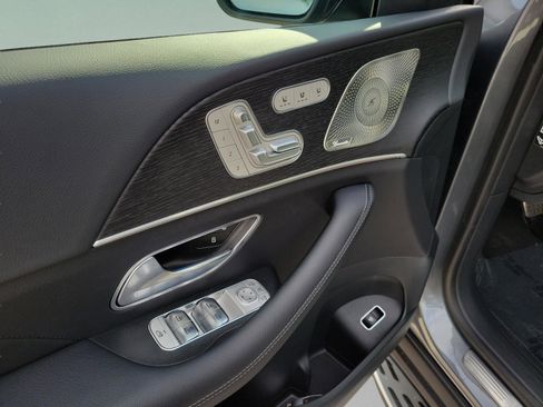 Certified 2026 Mercedes-Benz GLS 450 4MATIC image 24