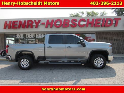 Used 2024 Chevrolet Silverado 3500 LT AWD/4WD image 1