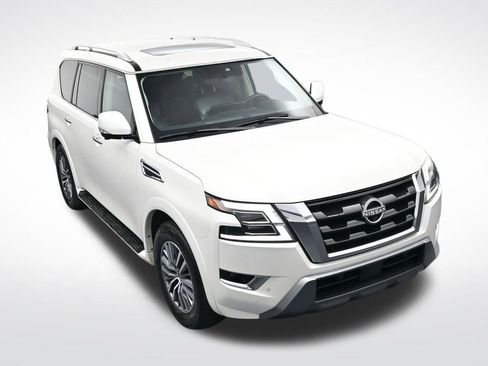 Used 2024 Nissan Armada SL w/ Captain's Chairs Package RWD image 33