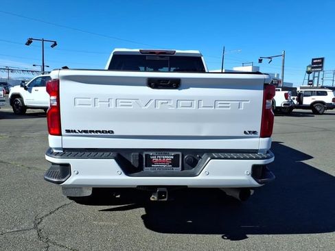 Used 2021 Chevrolet Silverado 2500 LTZ w/ LTZ Plus Package image 7
