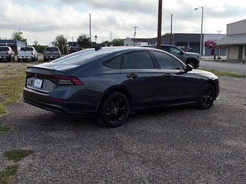 Used 2025 Honda Accord SE image 8