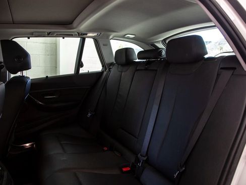 Used 2014 BMW 328d xDrive Wagon image 19