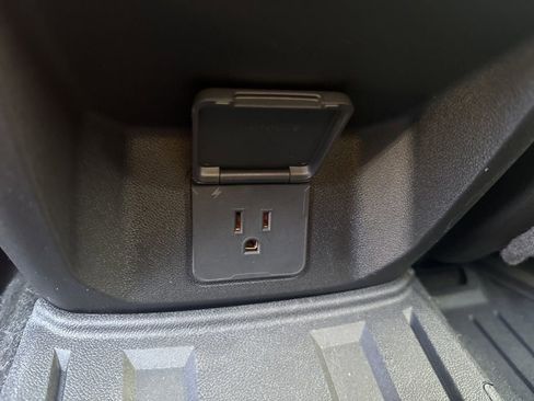 New 2026 GMC Canyon AT4 image 42