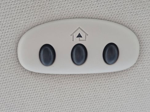 Used 2019 Lincoln MKZ Premiere image 24