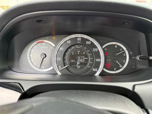 Used 2017 Honda Accord LX image 17