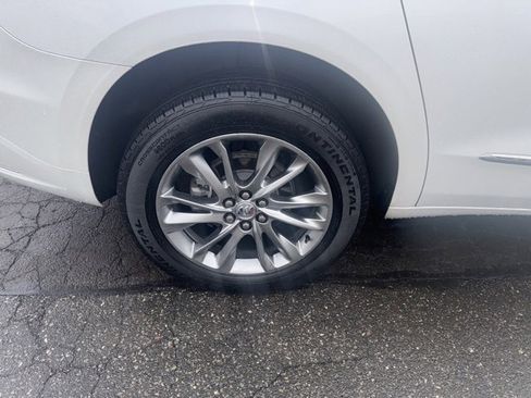 Used 2023 Buick Enclave Avenir w/ Avenir Technology Package image 10