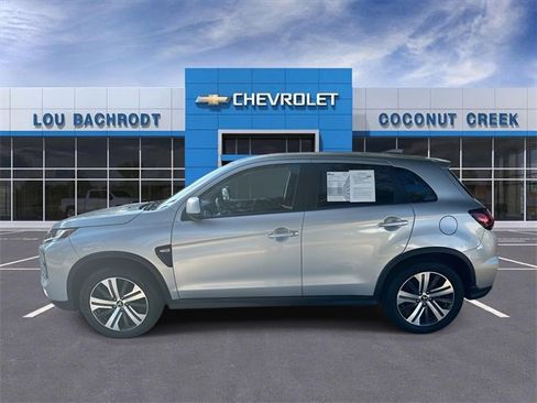 Used 2023 Mitsubishi Outlander Sport ES image 5