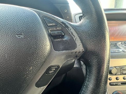 Used 2010 INFINITI G37 Journey w/ Premium Pkg image 41