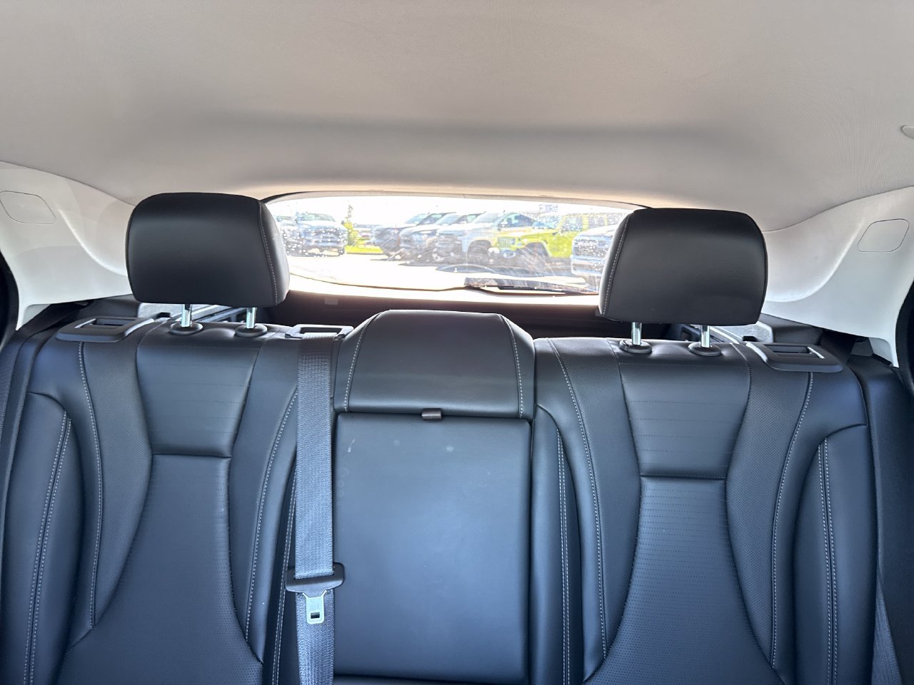 Used 2024 Buick Envision Preferred AWD/4WD image 24