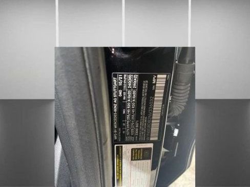 Used 2022 Mercedes-Benz GLC 300 image 19