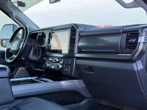 Used 2023 Ford F250 Lariat w/ Lariat Ultimate Package image 13