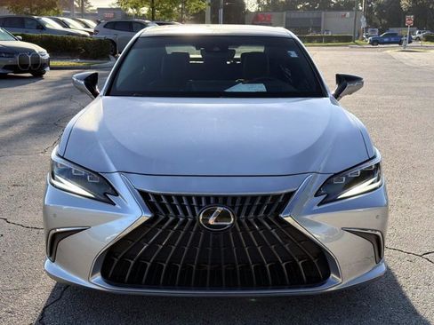 Used 2023 Lexus ES 350 Ultra Luxury w/ Accessory Package (Z2) FWD image 7
