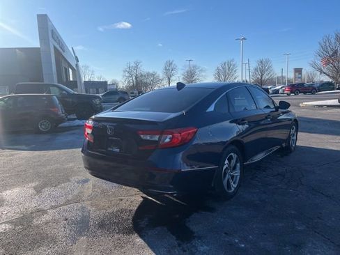 Used 2019 Honda Accord EX image 6