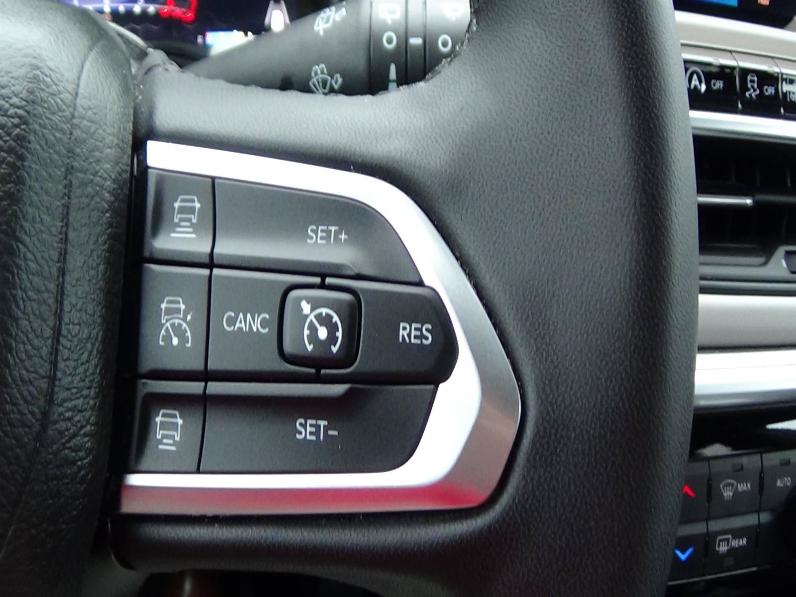 Certified 2025 Jeep Compass Limited w/ Elite Group AWD/4WD image 22