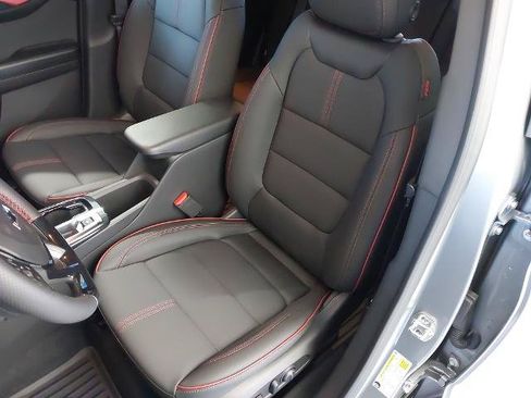 New 2026 Chevrolet TrailBlazer RS w/ Convenience Package FWD image 23