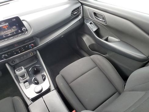 Used 2024 Nissan Rogue S AWD/4WD image 15