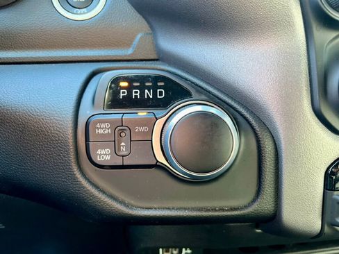 Used 2024 RAM 2500 Big Horn w/ Bed Utility Group image 21