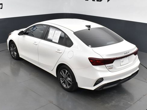 Certified 2023 Kia Forte LXS w/ LXS Technology Package FWD image 12