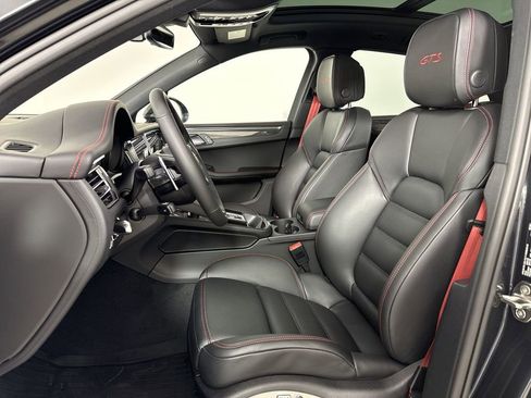 New 2026 Porsche Macan GTS AWD/4WD image 5
