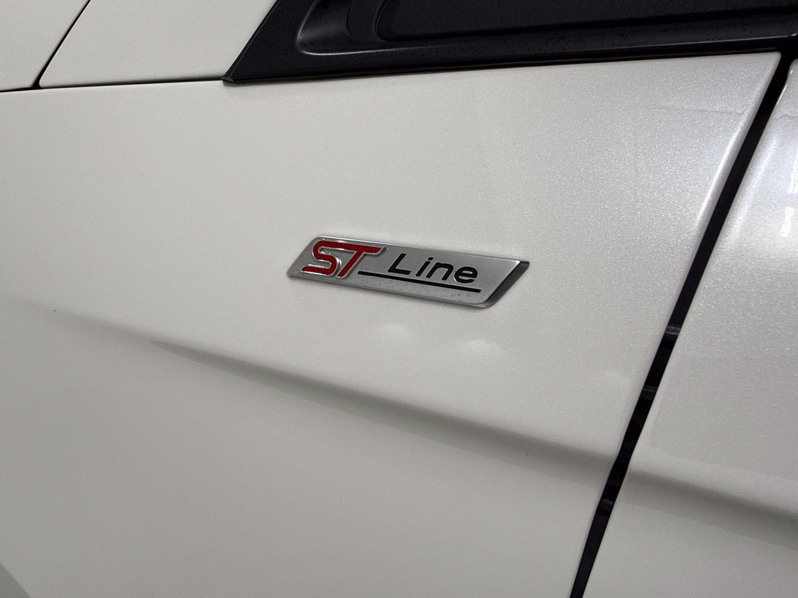 Used 2022 Ford Edge ST-Line AWD/4WD image 9