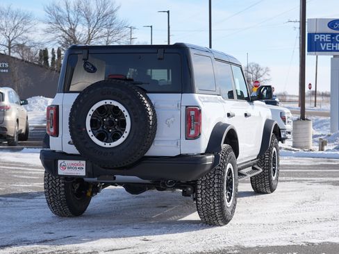 New 2025 Ford Bronco Badlands w/ Sasquatch Package image 3