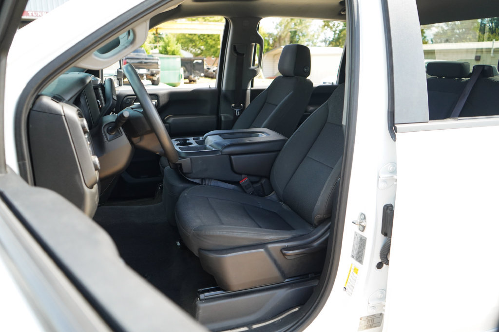 Used 2020 Chevrolet Silverado 2500 Custom w/ Custom Value Package AWD/4WD image 7