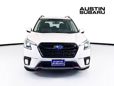 Used 2023 Subaru Forester Sport image 3